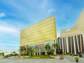  Hyatt Regency Manila City of Dreams (Staycation Approved)  Манила